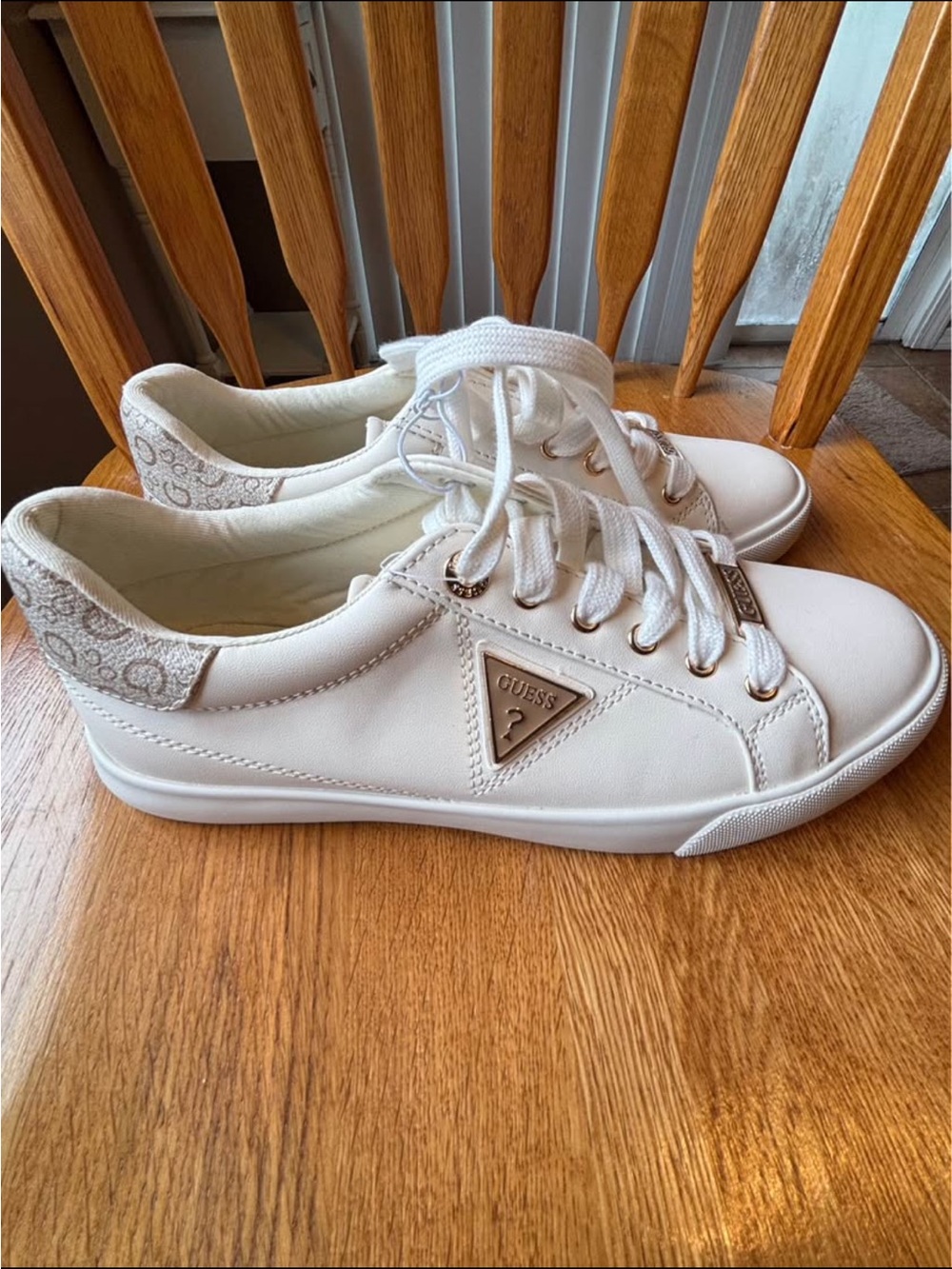 GUESS Off-White Sneakers with Gold Logo Accent